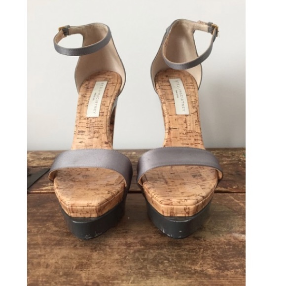 Stella McCartney Satin and Cork platform heels - Picture 2 of 5